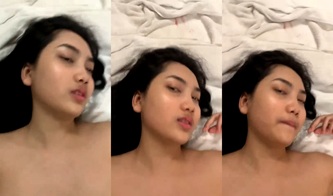 Nurut Aja Temennya Ngajak Ngentot