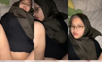 Pernah Viral Hijab Ngentot Memeknya Becek Banget